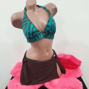Early 2000s Victoria's Secret swimming bra! Paired with a Y2K swim skirt 🏝🦋🦋